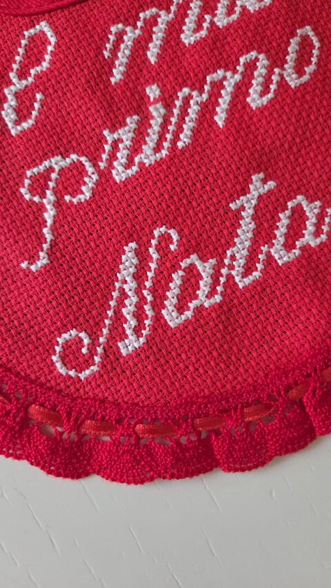 Bavetta natalizia in puro cotone Rossa Stafil Il mio primo Natale