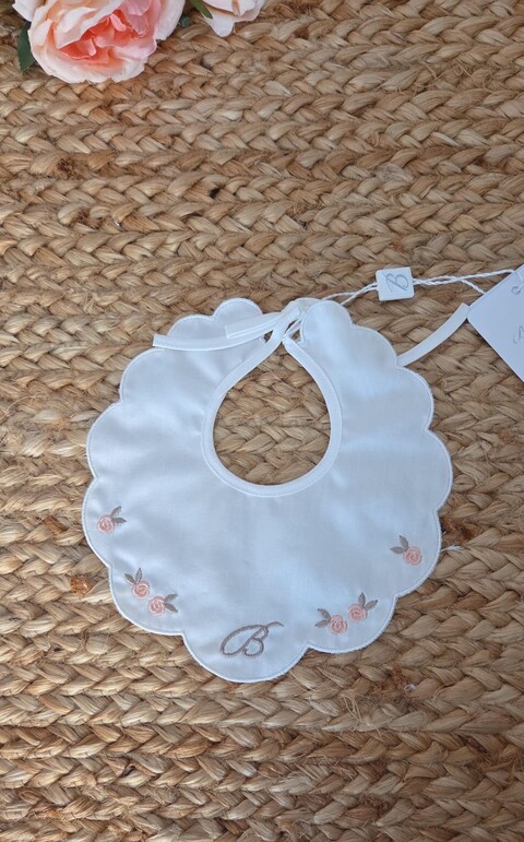 Bavetta in puro cotone bianca con fiorellini ricamati Barcellino