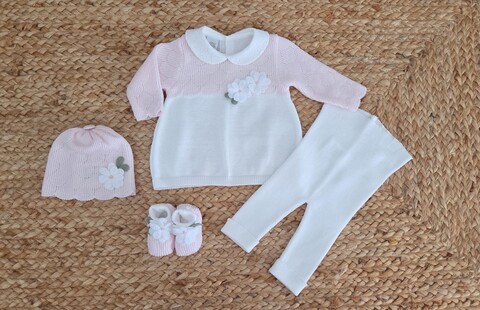 Completo 2 pezzi con cappellino e babbucce Bianco / Rosa Stella taglia 0-3 mesi Marlù