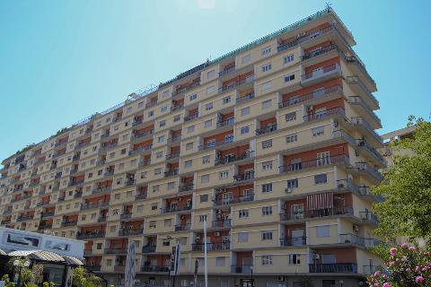 Copia di Vuoi vendere casa? Venduto appartamento a Palermo in via Aquileia 5 piano