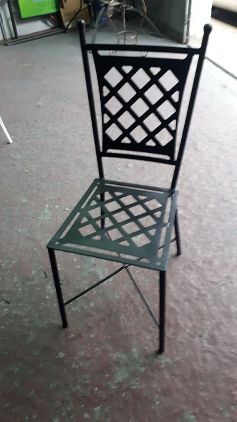seduta e schienale sedia in ferro grezzo spessore 3 mm.jpg