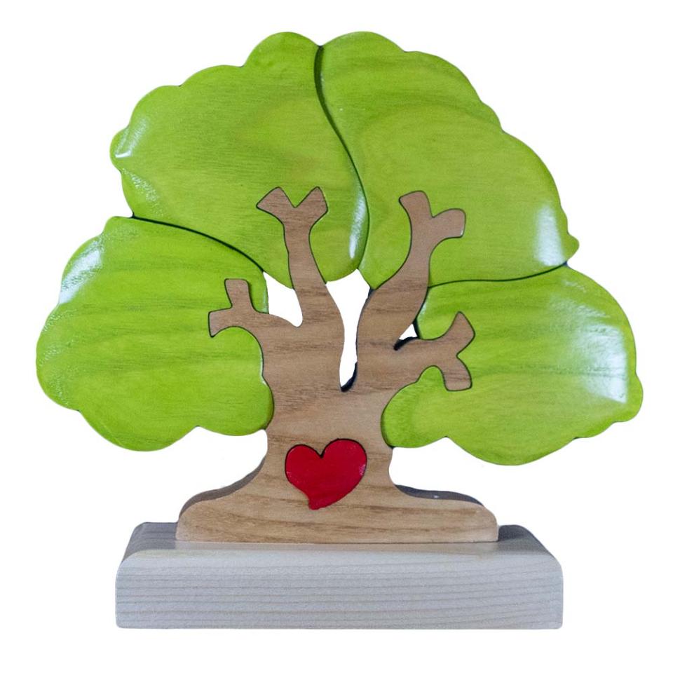 Albero della Famiglia/albero della vita/albero della fortuna/albero con incisione laser in legno di frassino a 4 componenti con cuore rosso  nel tronco/incisione dei nomi