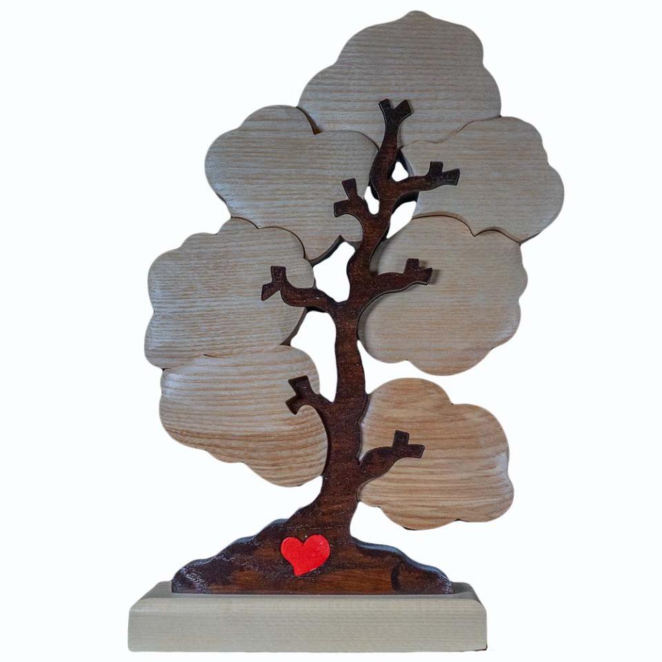 Albero con personalizzazione  Legno di frassino Sette nomi con cuore con incisione laser