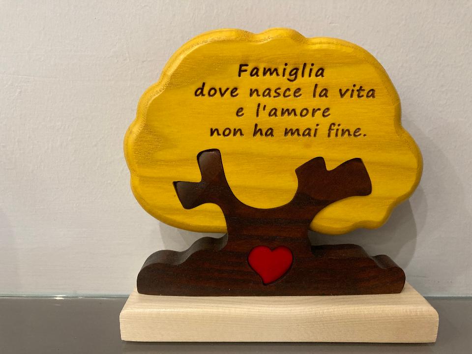 Albero per gli insegnanti Con cuore e dedica Base Incisa