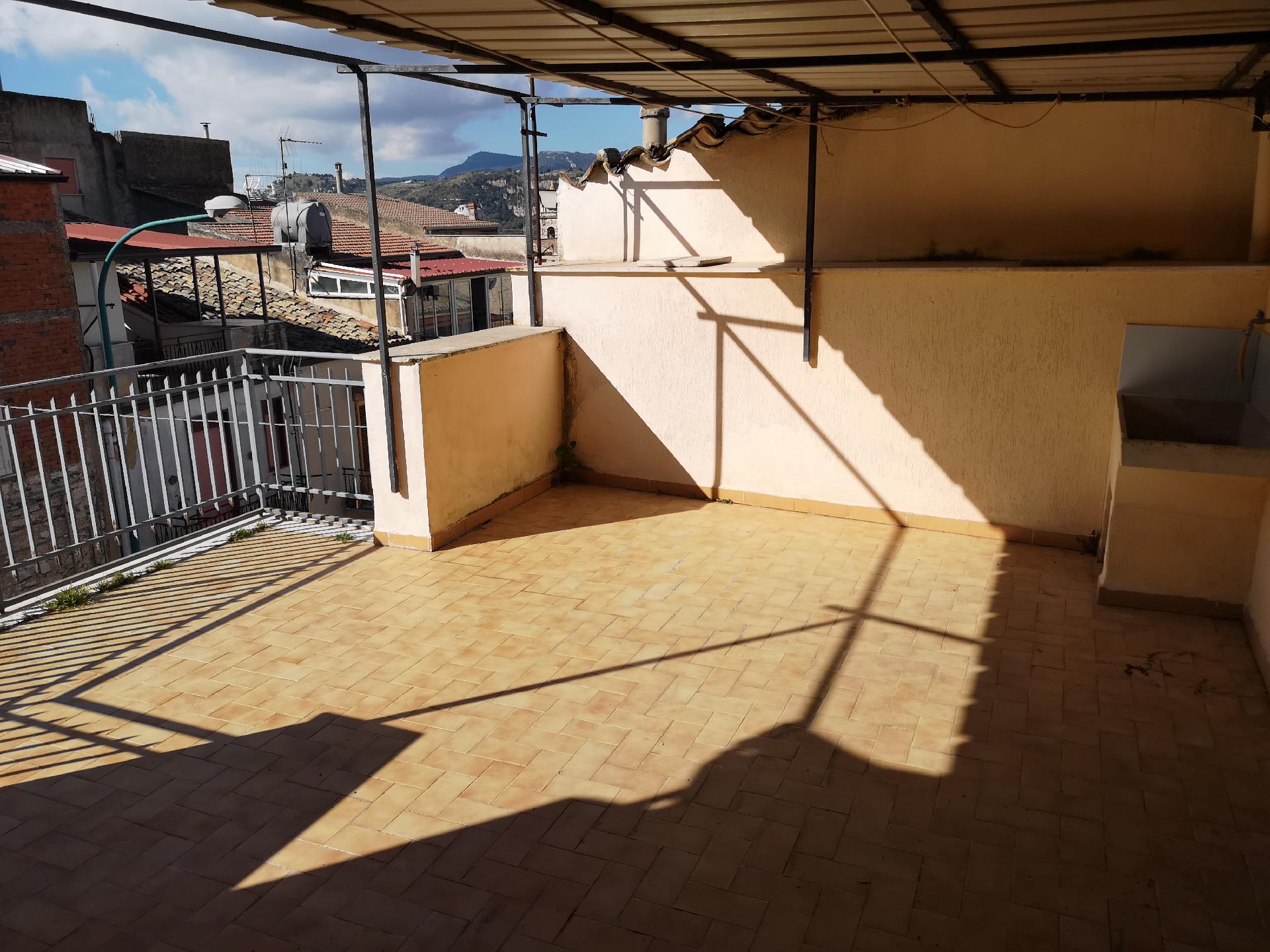 Casa singola in Vendita a Chiusa Sclafani Carmine (Palermo)