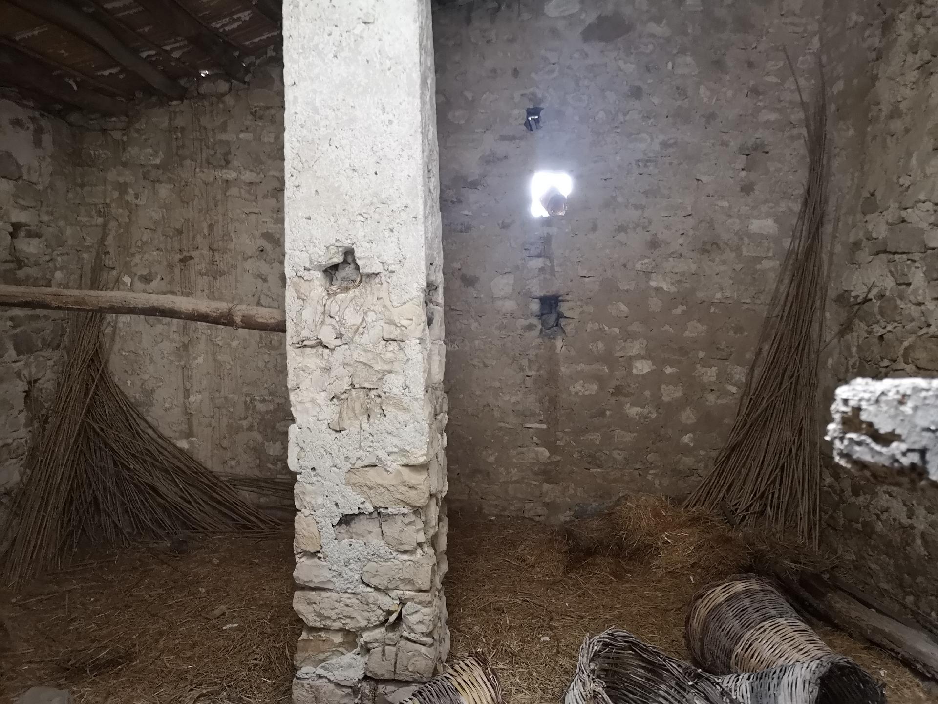 Fabbricato indipendente in Vendita a Giuliana periferia (Palermo)