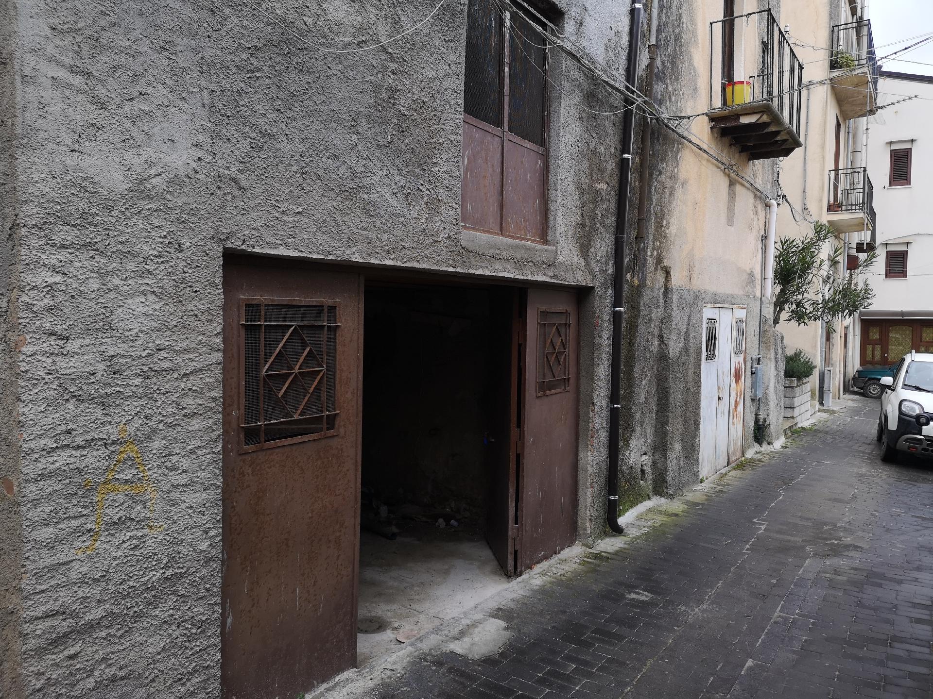 Casa singola in Vendita a Giuliana Centro Storico (Palermo)