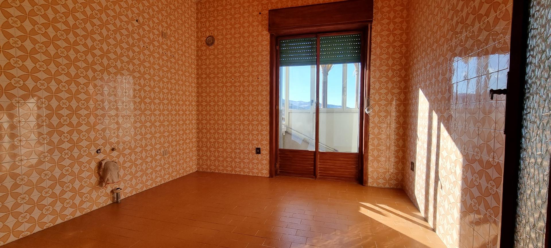 Appartamento in Vendita a Chiusa Sclafani Via Ungheria (Palermo)