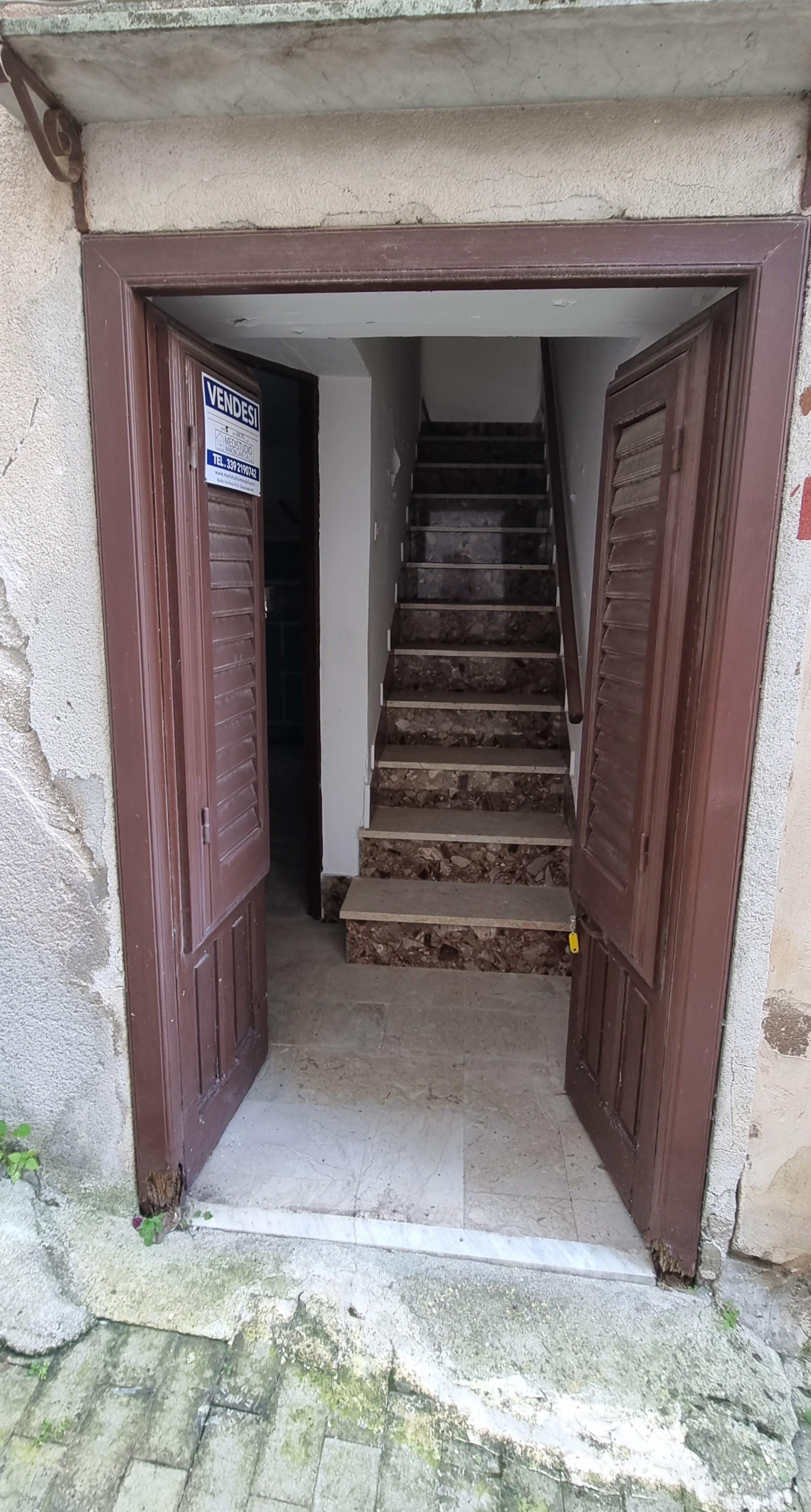 Casa singola in Vendita a Giuliana Centro Storico (Palermo)