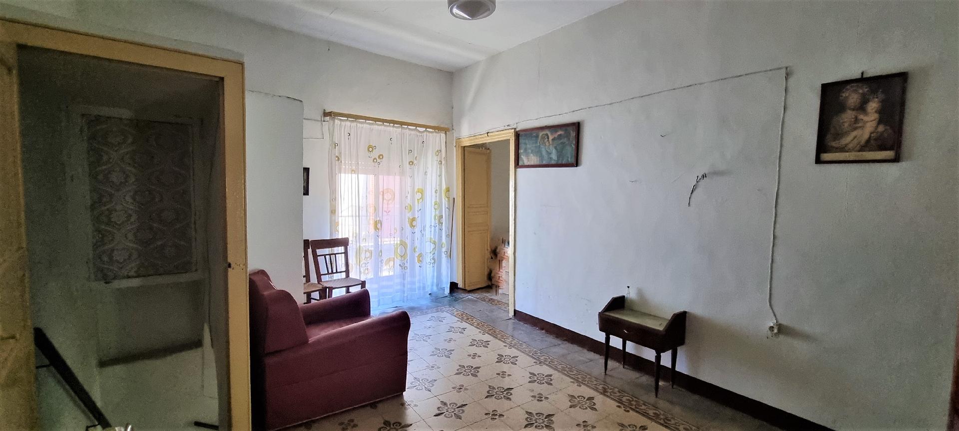 Casa singola in Vendita a Giuliana Centro Storico (Palermo)