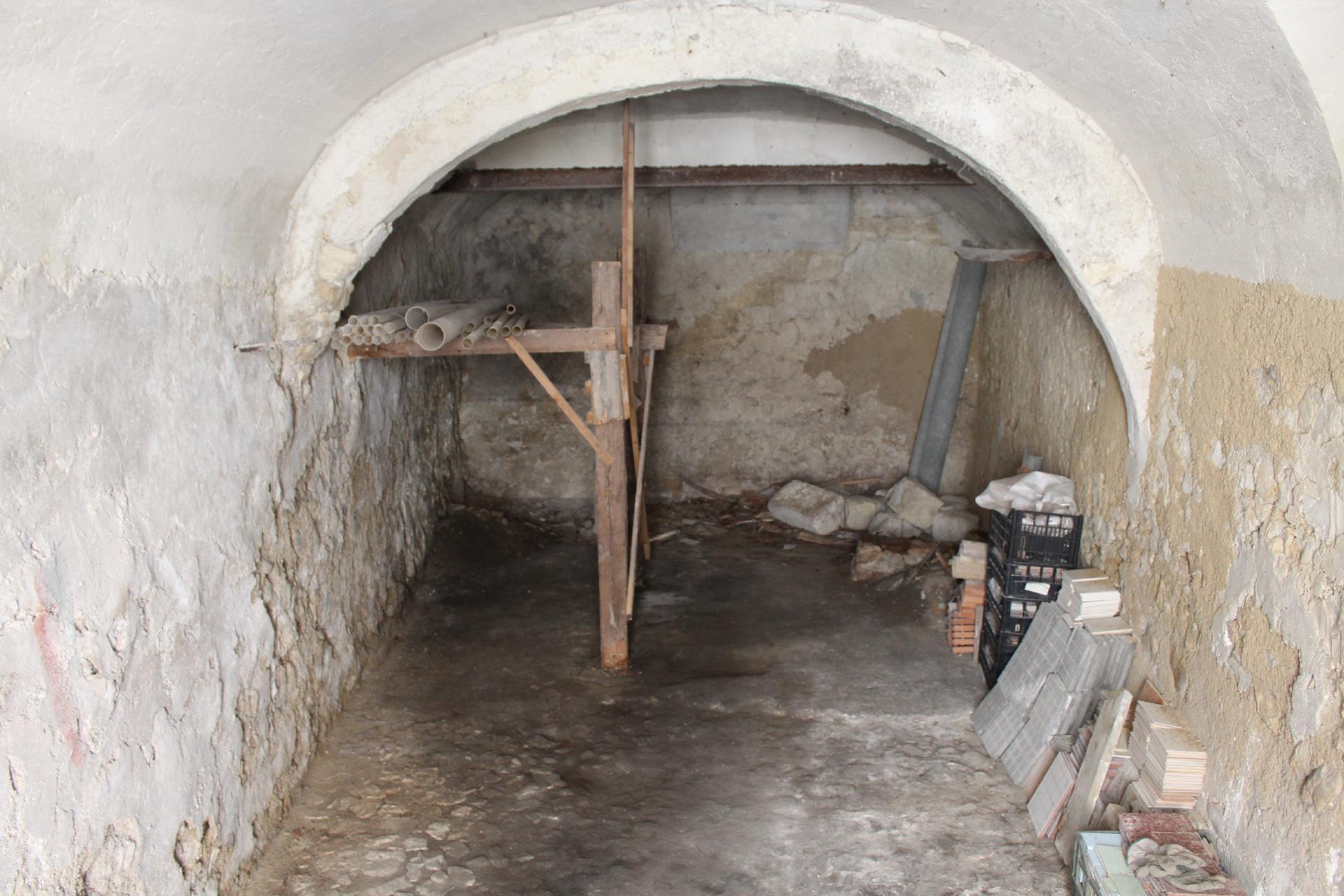 Casa singola in Vendita a Giuliana Centro Storico (Palermo)