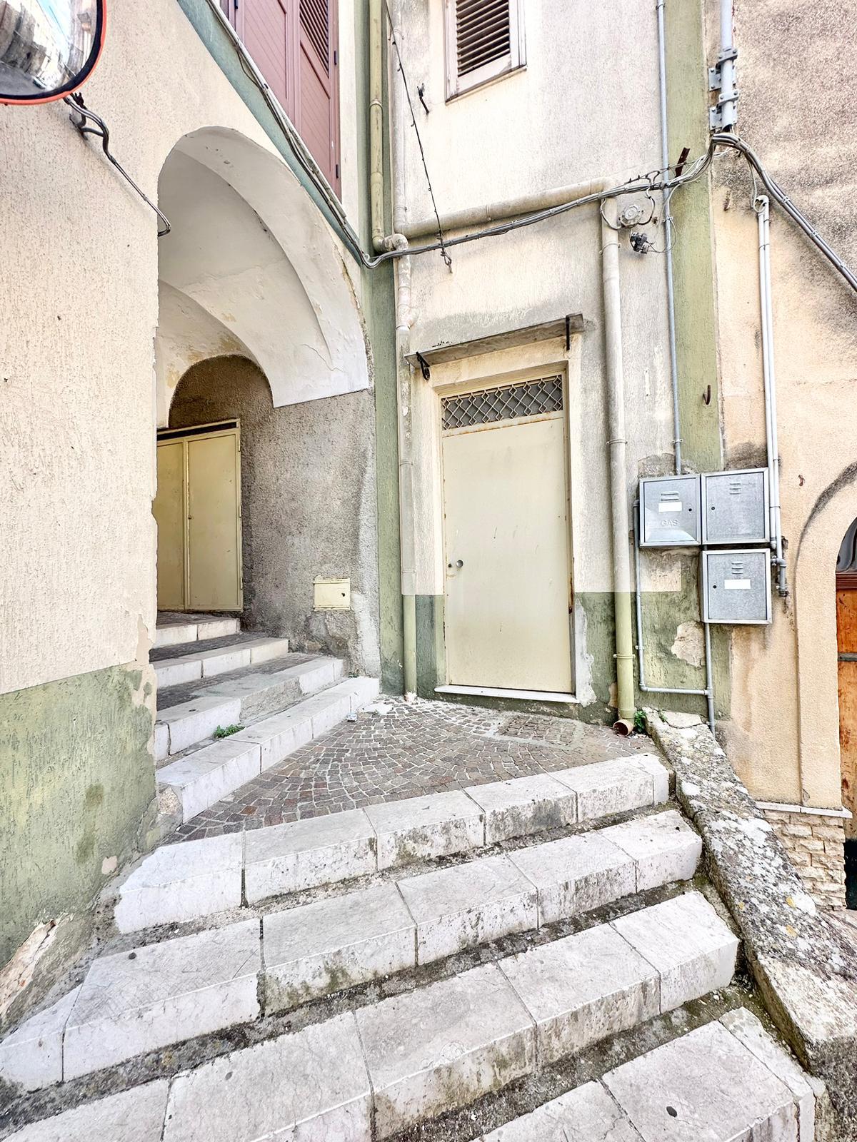 Casa singola in Vendita a Bisacquino Centro Storico (Palermo)