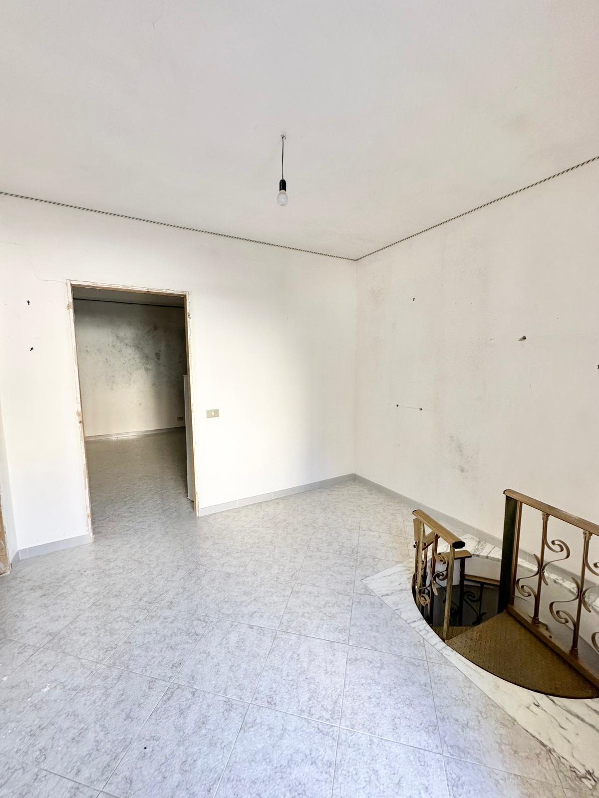 Villa in Vendita a Palazzo Adriano (Palermo)