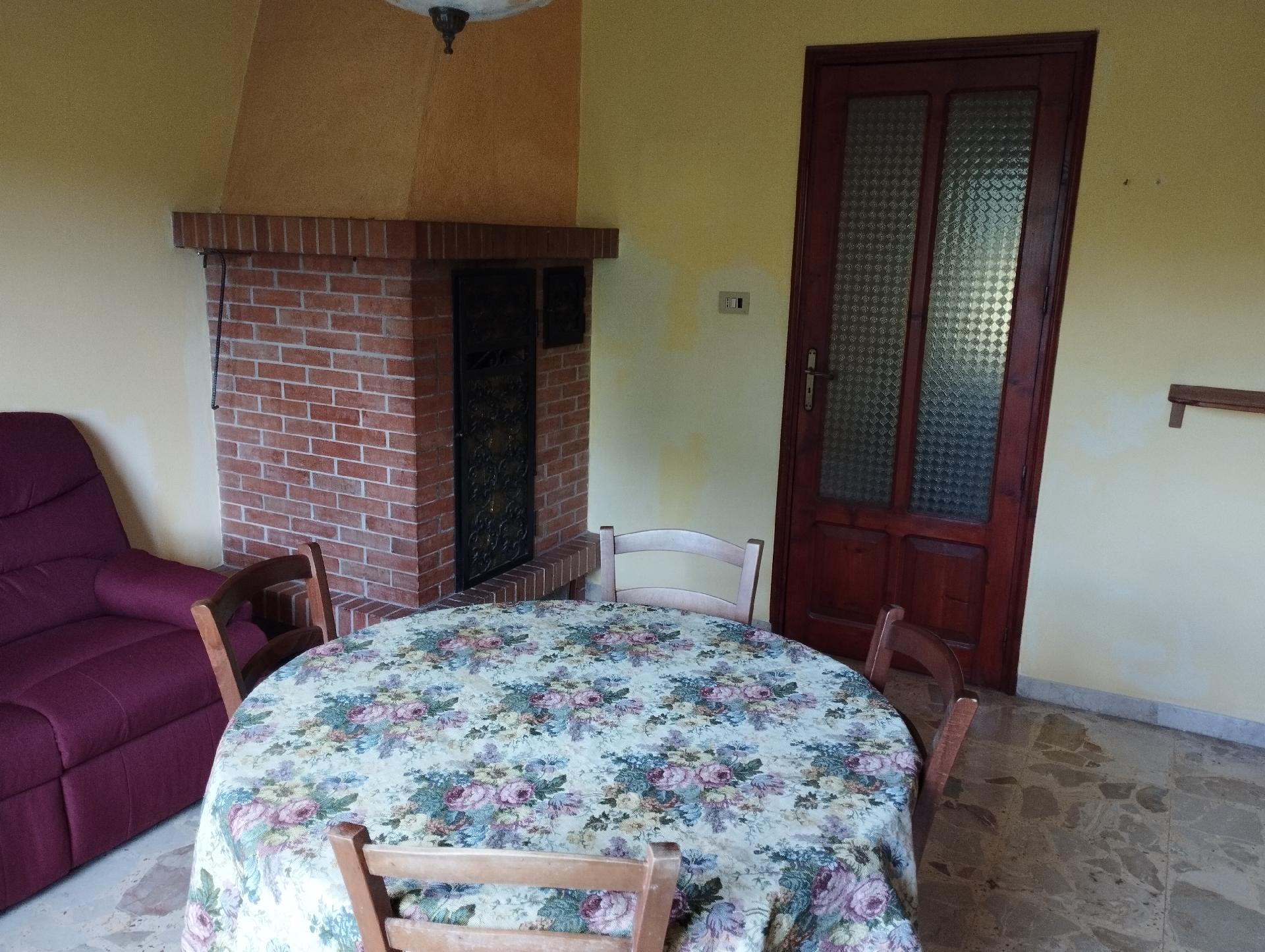 B&B in Vendita a Chiusa Sclafani Via Ungheria (Palermo)
