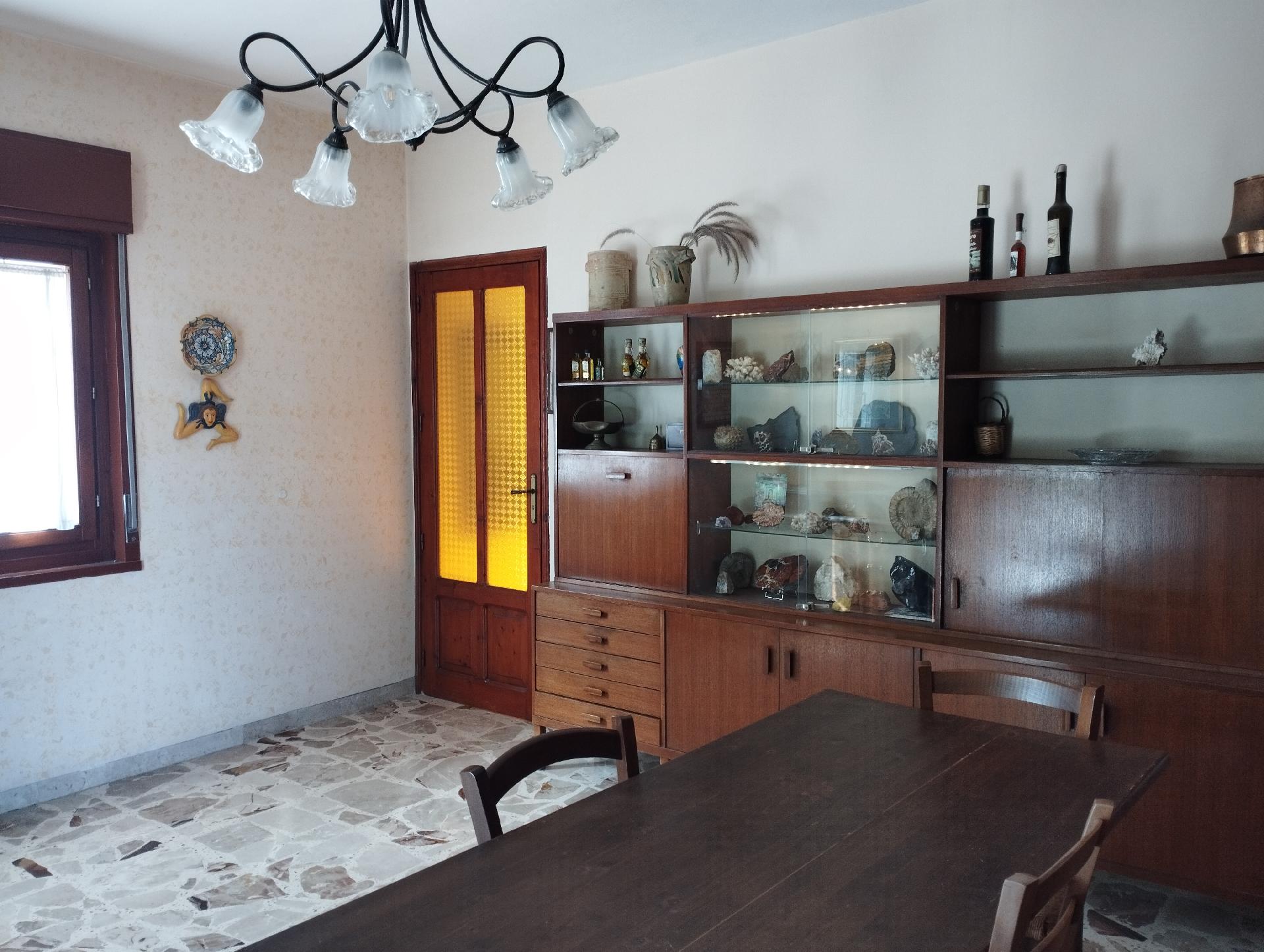 B&B in Vendita a Chiusa Sclafani Via Ungheria (Palermo)