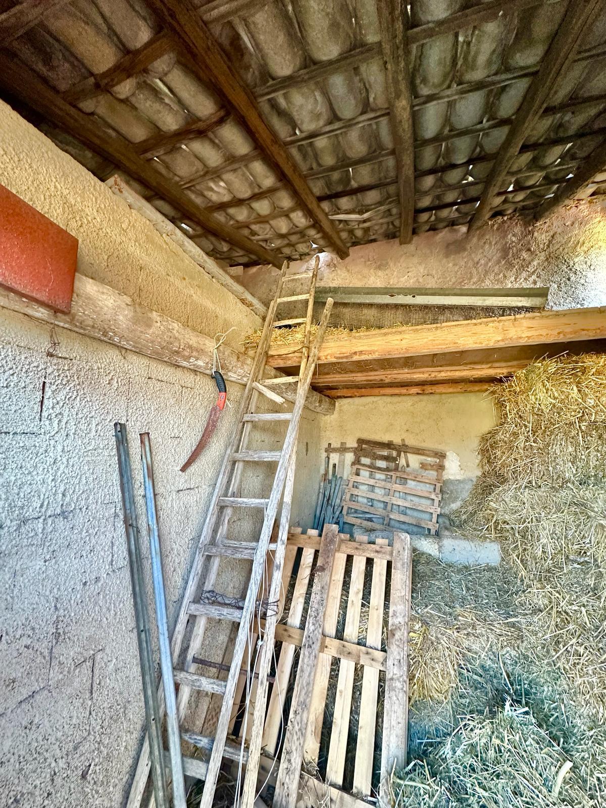 Rustico di campagna in Vendita a Chiusa Sclafani C.da Roccazzo (Palermo)