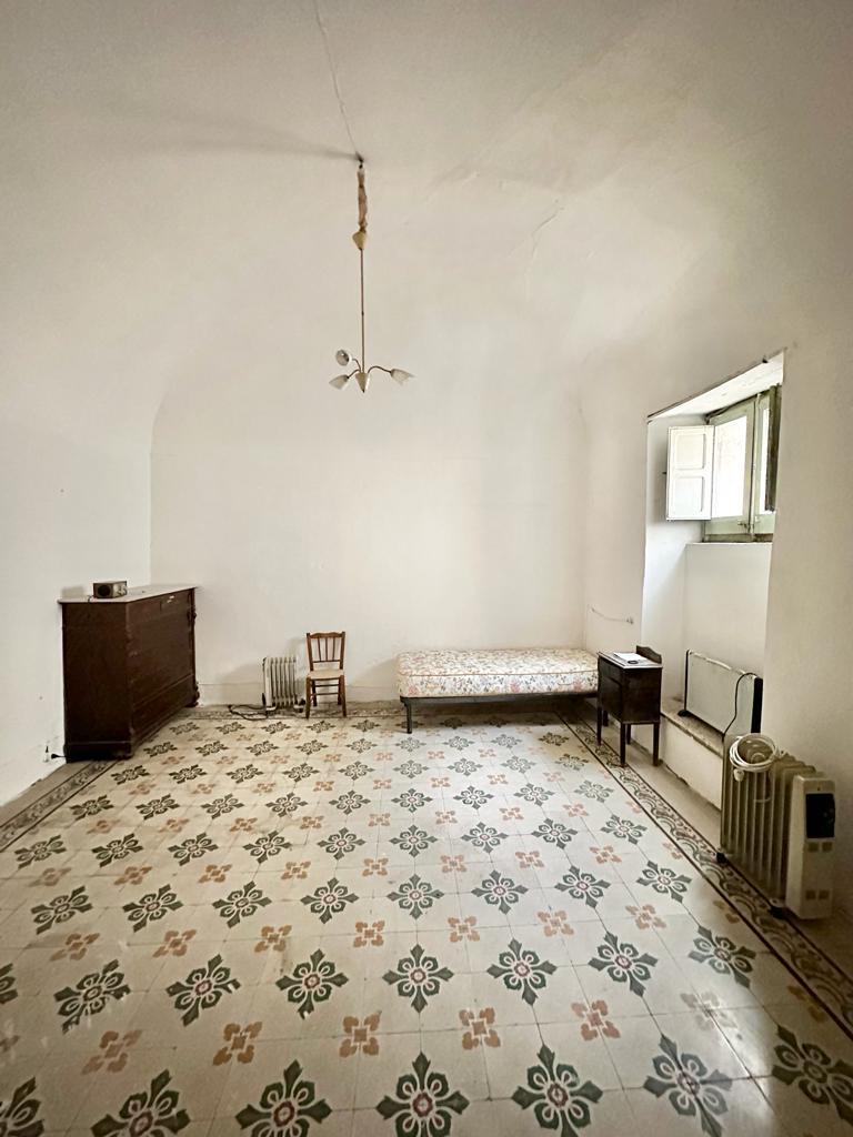 Casa singola in Vendita a Palazzo Adriano Centro storico (Palermo)
