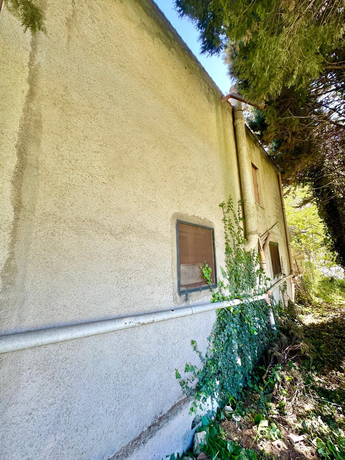 Rustico di campagna in Vendita a Chiusa Sclafani C/da Cicirello (Palermo)