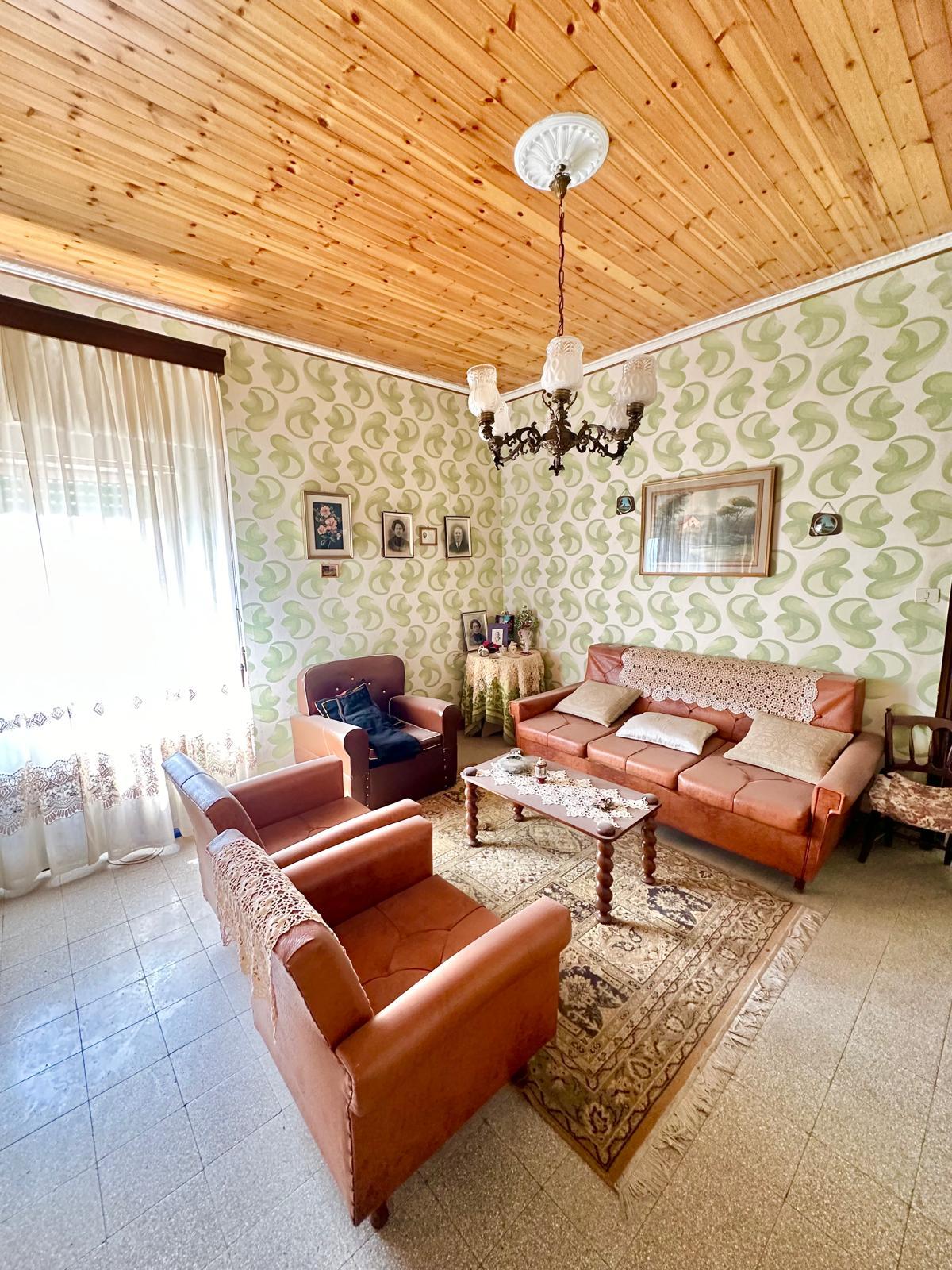 Appartamento in Vendita a Palazzo Adriano Centro storico (Palermo)