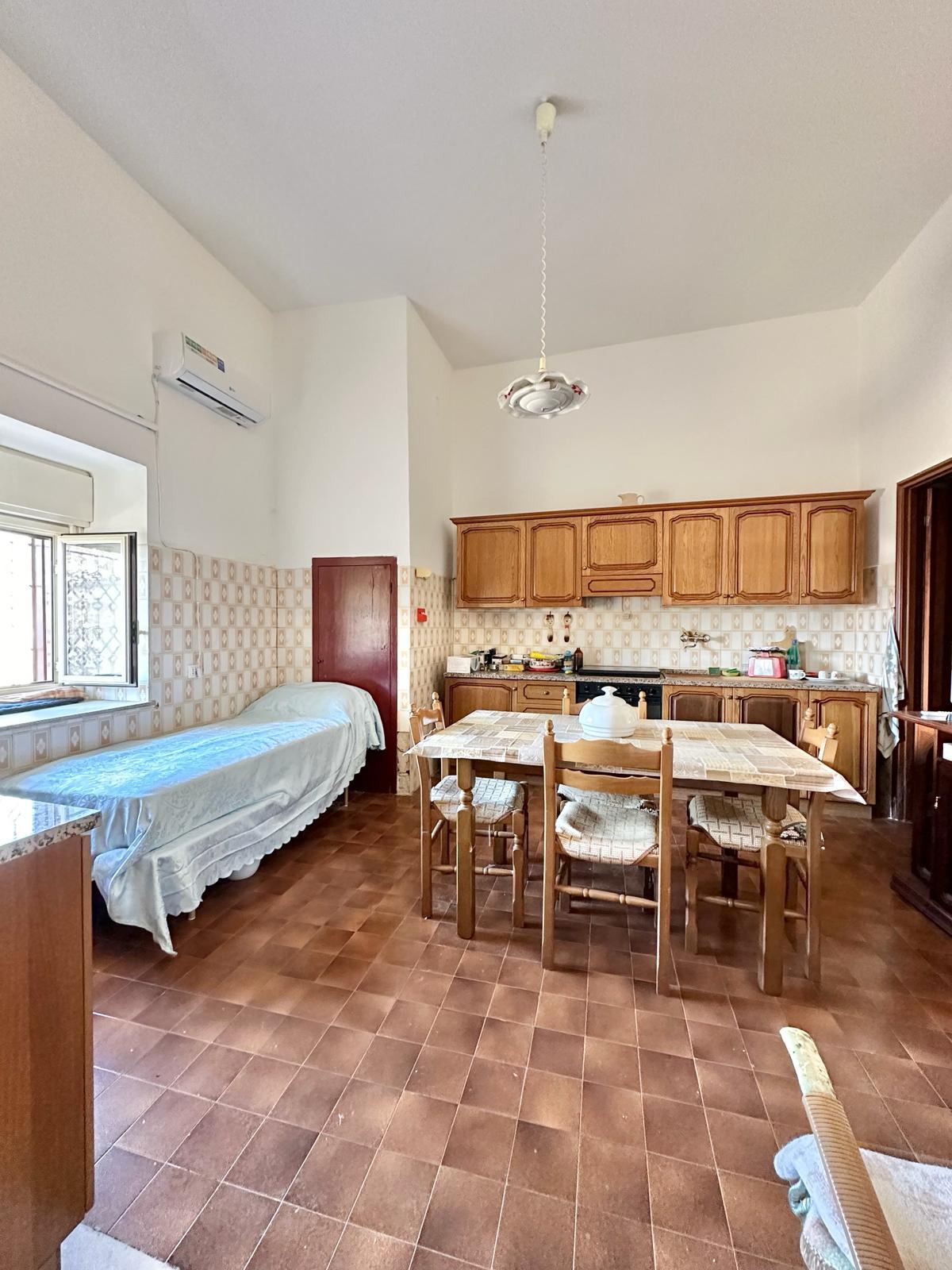 Casa singola in Vendita a Palazzo Adriano Centro storico (Palermo)