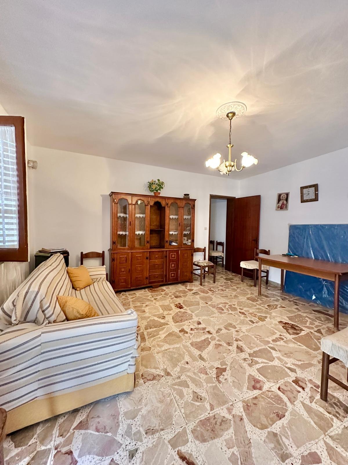 Casa singola in Vendita a Giuliana Centro Storico (Palermo)