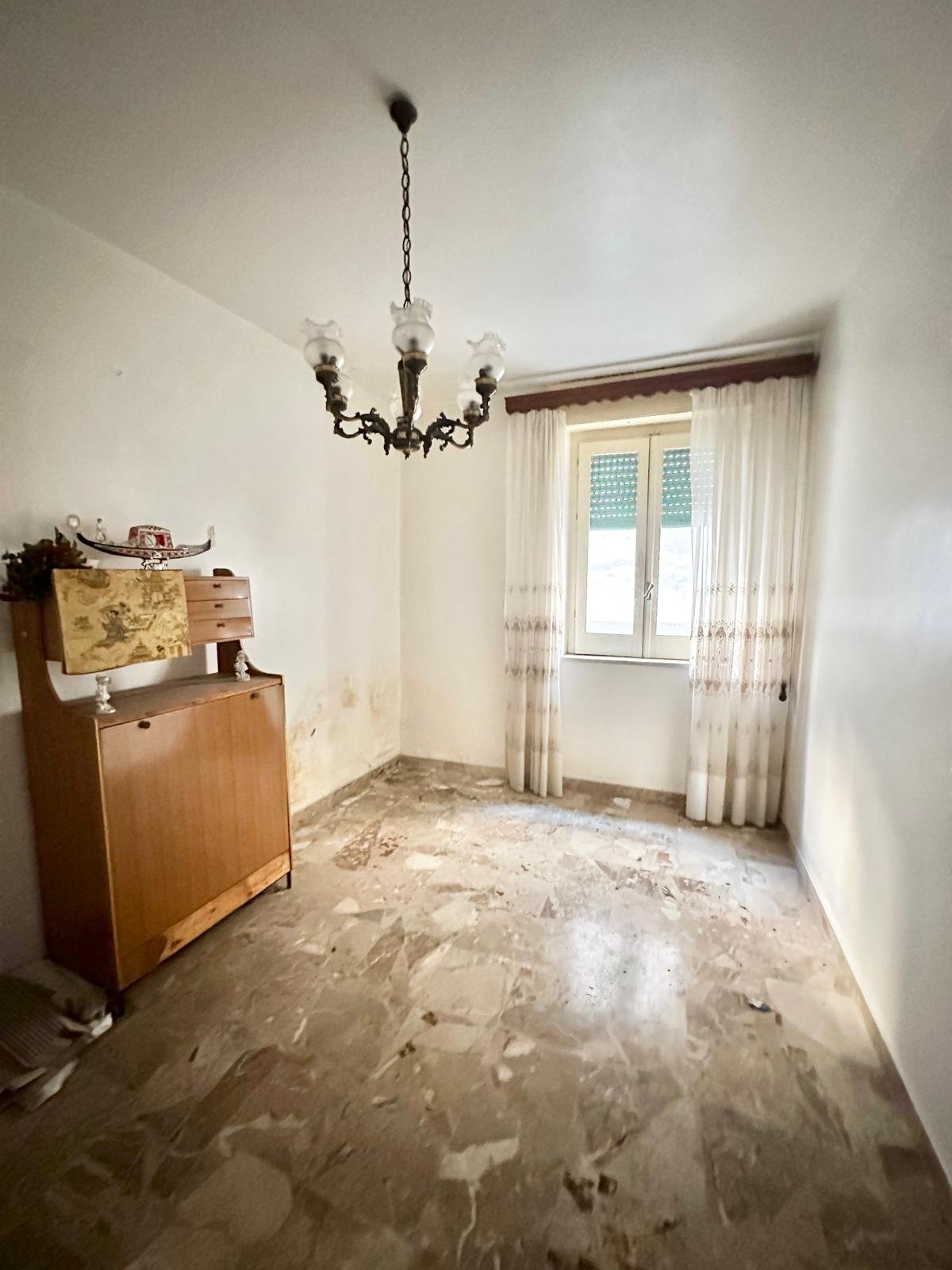 Casa singola in Vendita a Giuliana Centro Storico (Palermo)