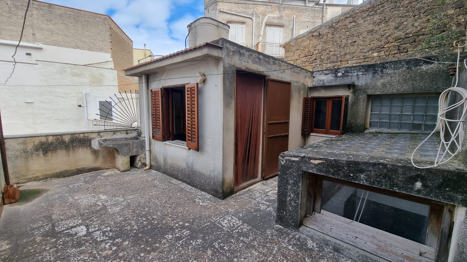 Casa singola in Vendita a Sambuca di Sicilia Centro storico (Agrigento)