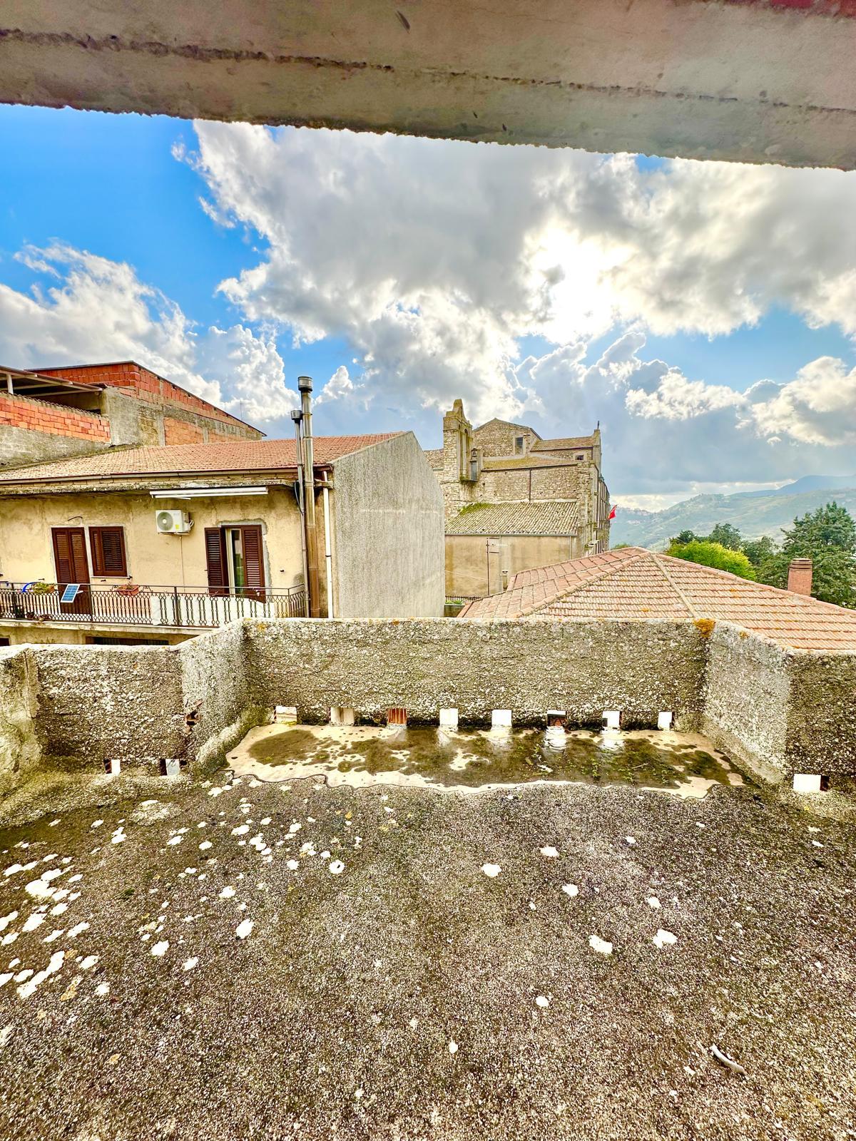 Casa singola in Vendita a Chiusa Sclafani San Leonardo (Palermo)