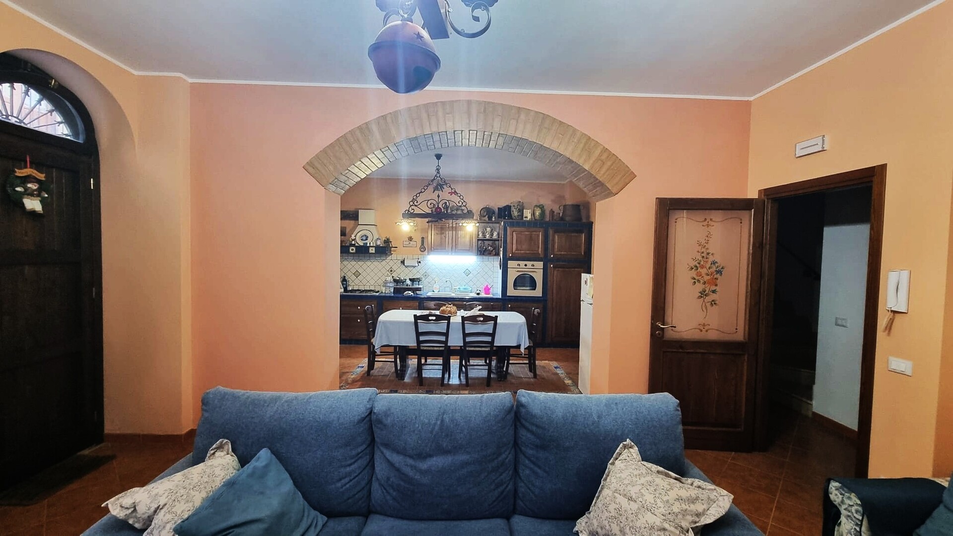 Casa singola in Vendita a Campofiorito (Palermo)