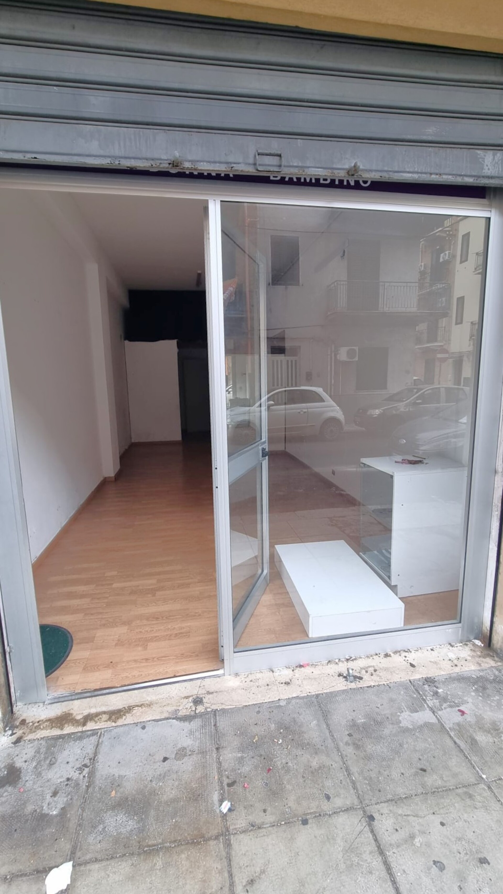 Locale commerciale in Vendita a Palermo
