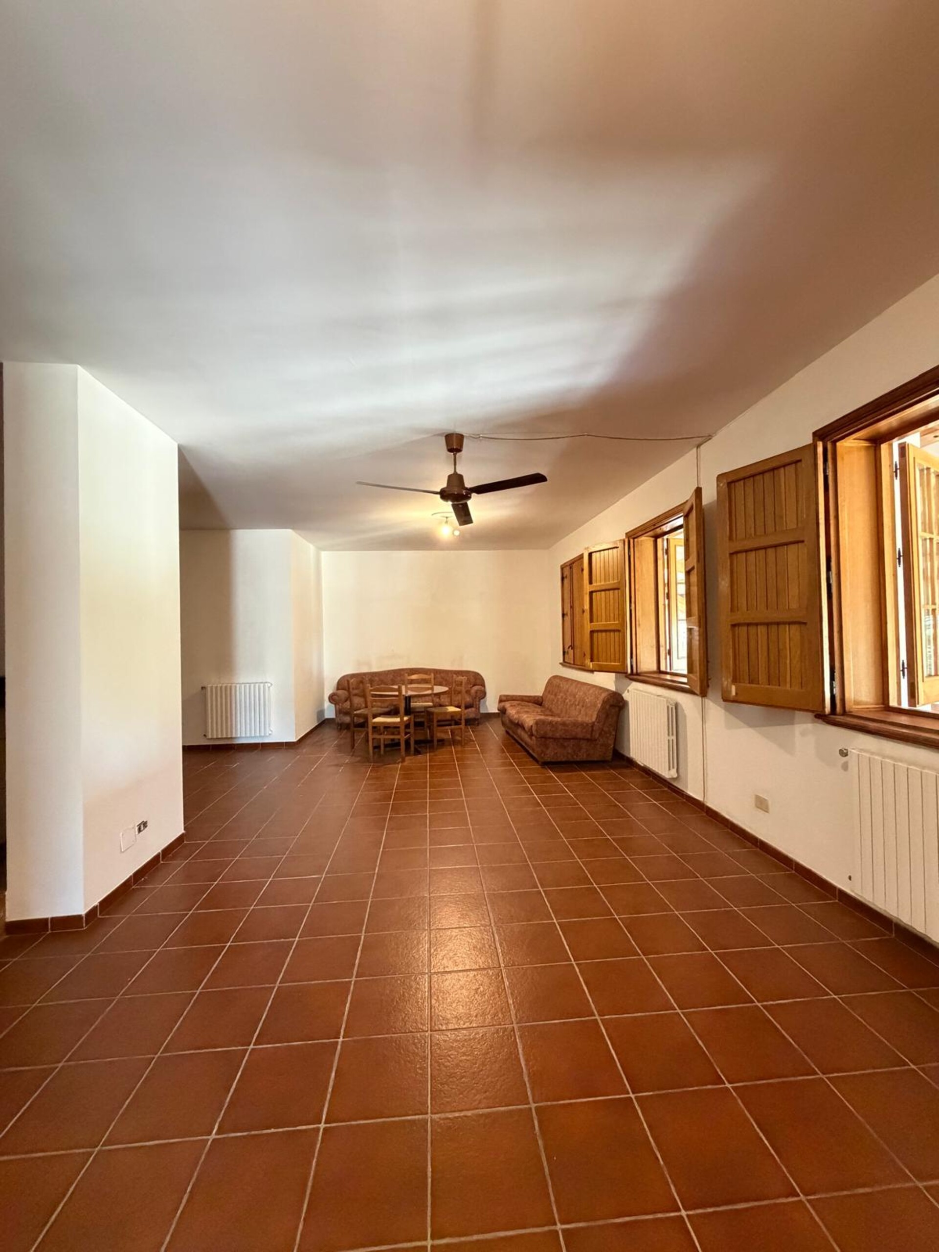 Villa in Vendita a Contessa Entellina (Palermo)