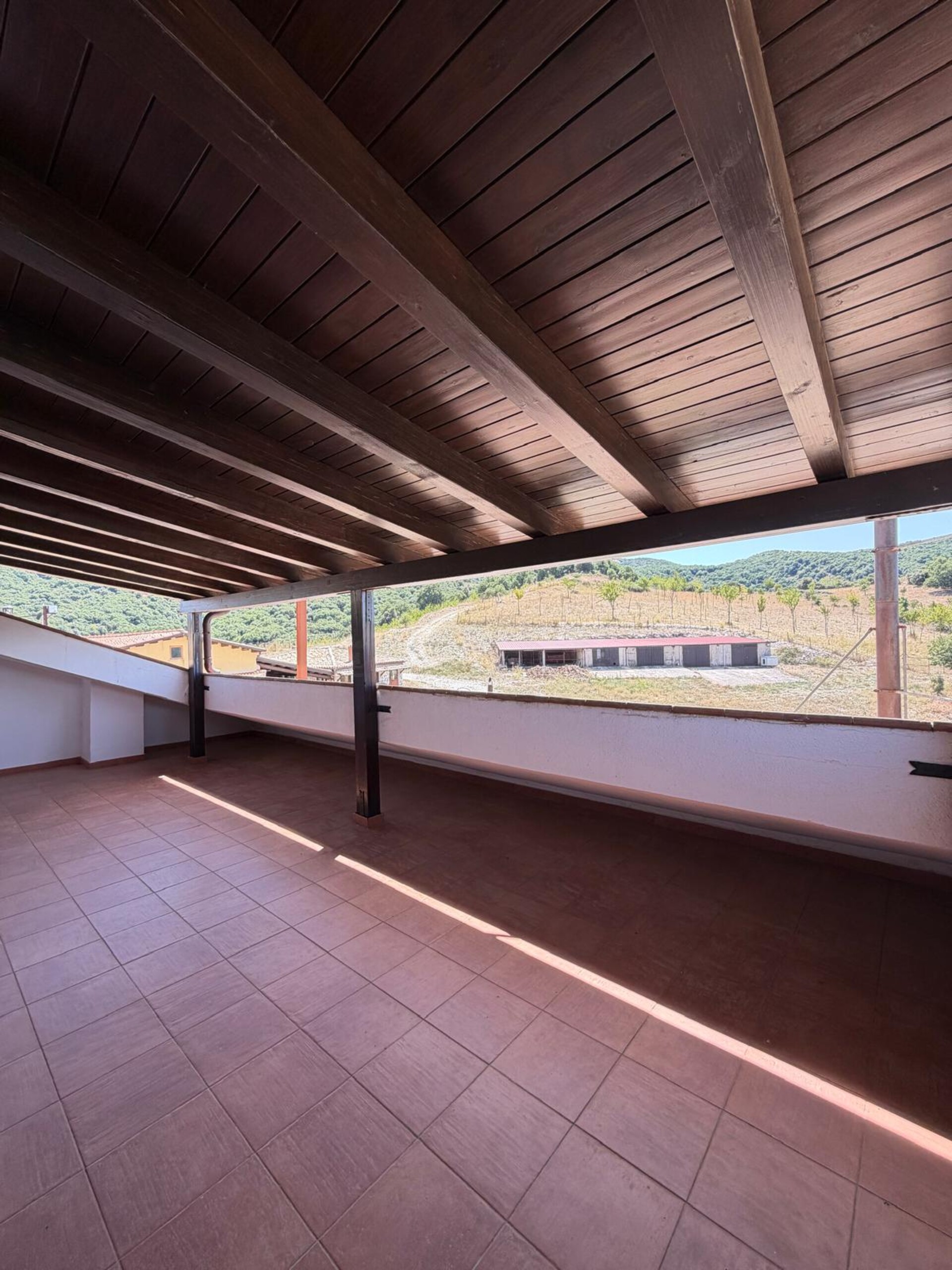Villa in Vendita a Contessa Entellina (Palermo)