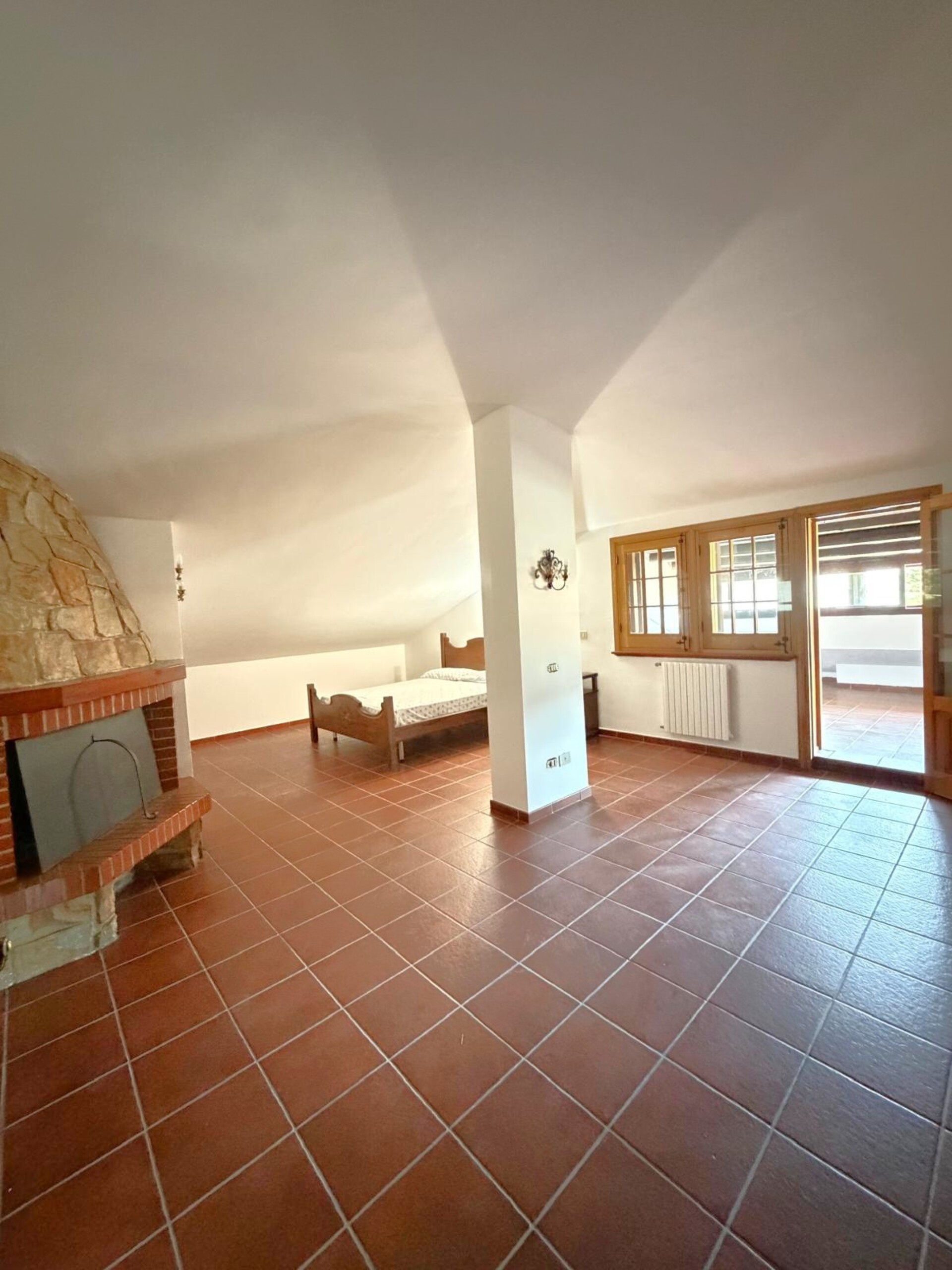 Villa in Vendita a Contessa Entellina (Palermo)