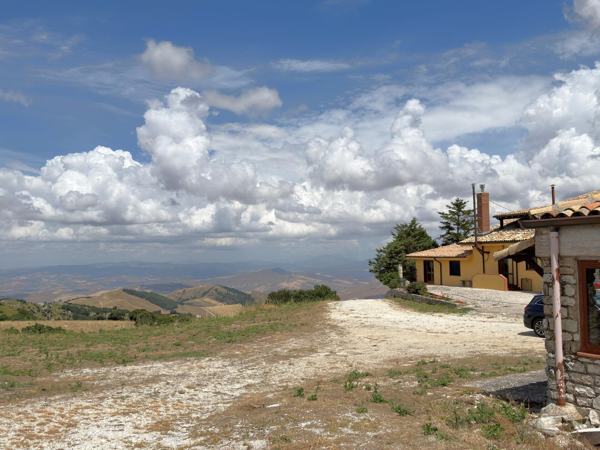 Villa in Vendita a Contessa Entellina (Palermo)