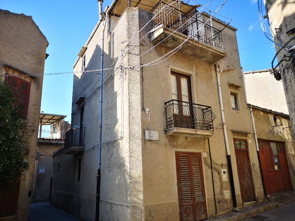 Casa singola in Vendita a Chiusa Sclafani San Michele (Palermo)