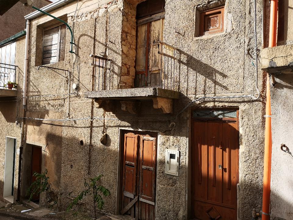 Casa singola in Vendita a Bisacquino Centro Storico (Palermo)
