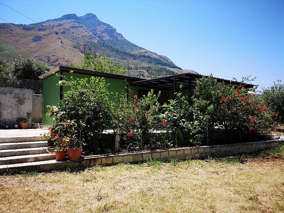 Casa rurale in Vendita a Termini Imerese Contrada Vignale (Palermo)