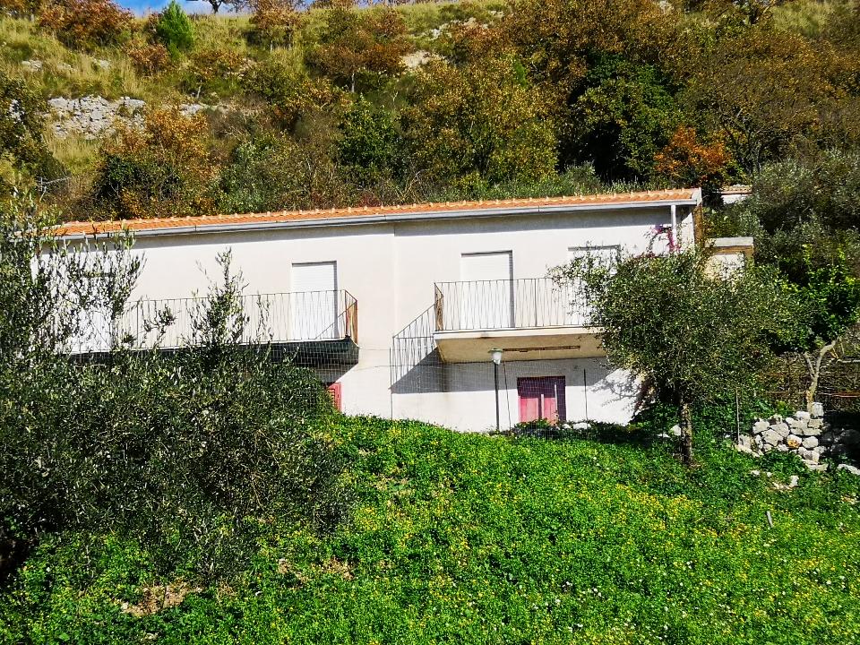 Villa in Vendita a Giuliana periferia (Palermo)