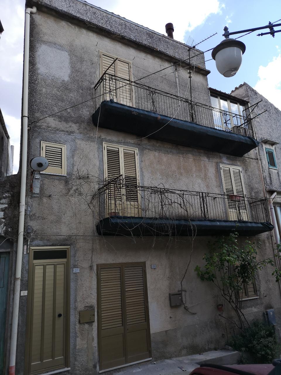 Casa singola in Vendita a Chiusa Sclafani Santa Caterina (Palermo)