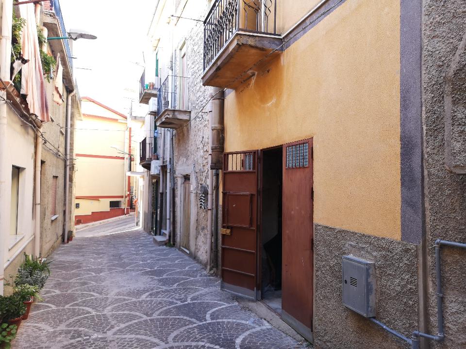 Casa singola in Vendita a Bisacquino Centro Storico (Palermo)