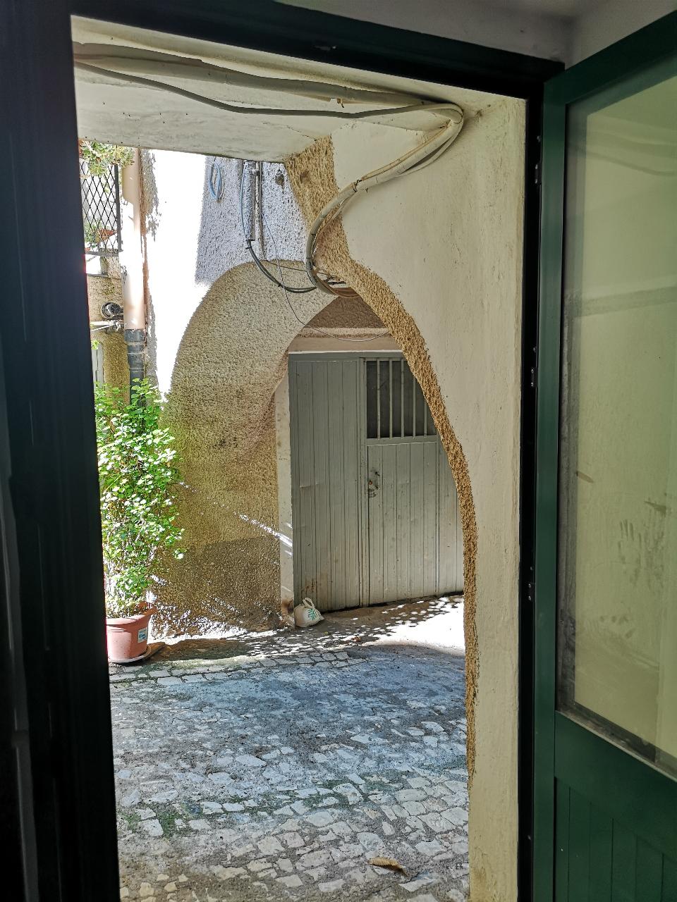 Casa singola in Vendita a Palazzo Adriano Centro storico (Palermo)