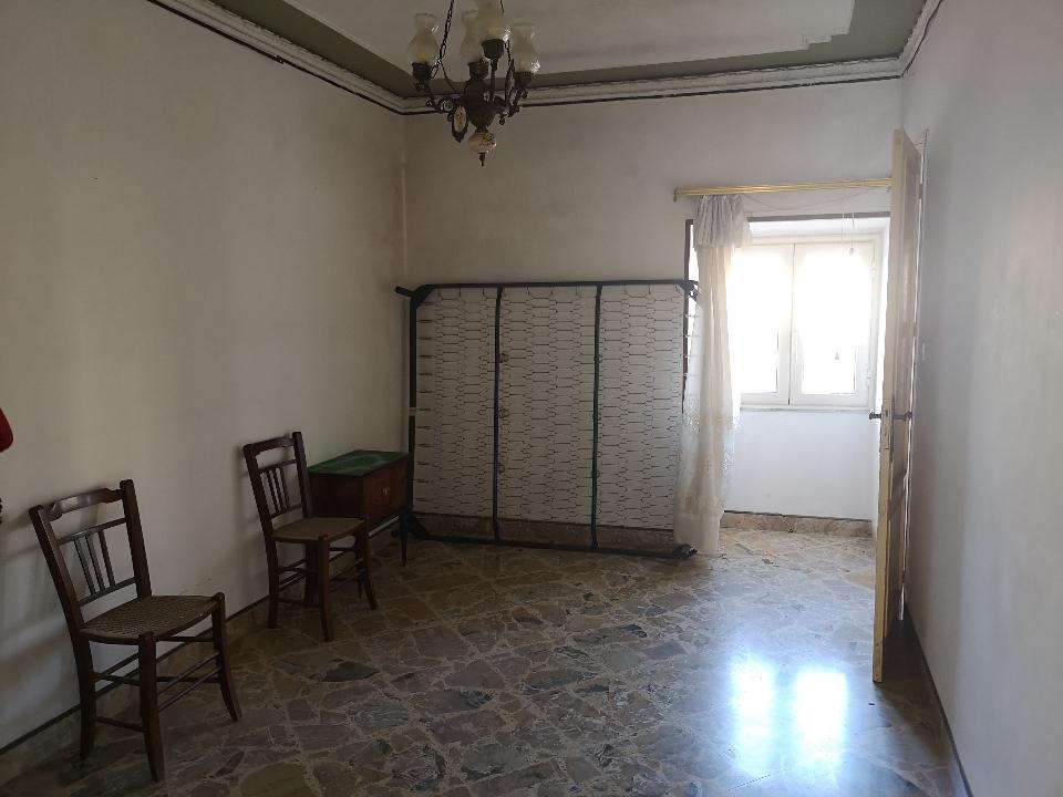 Casa singola in Vendita a Palazzo Adriano Centro storico (Palermo)