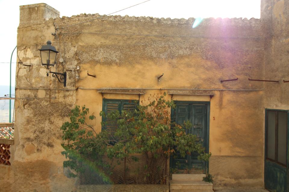 Casa singola in Vendita a Giuliana Centro Storico (Palermo)