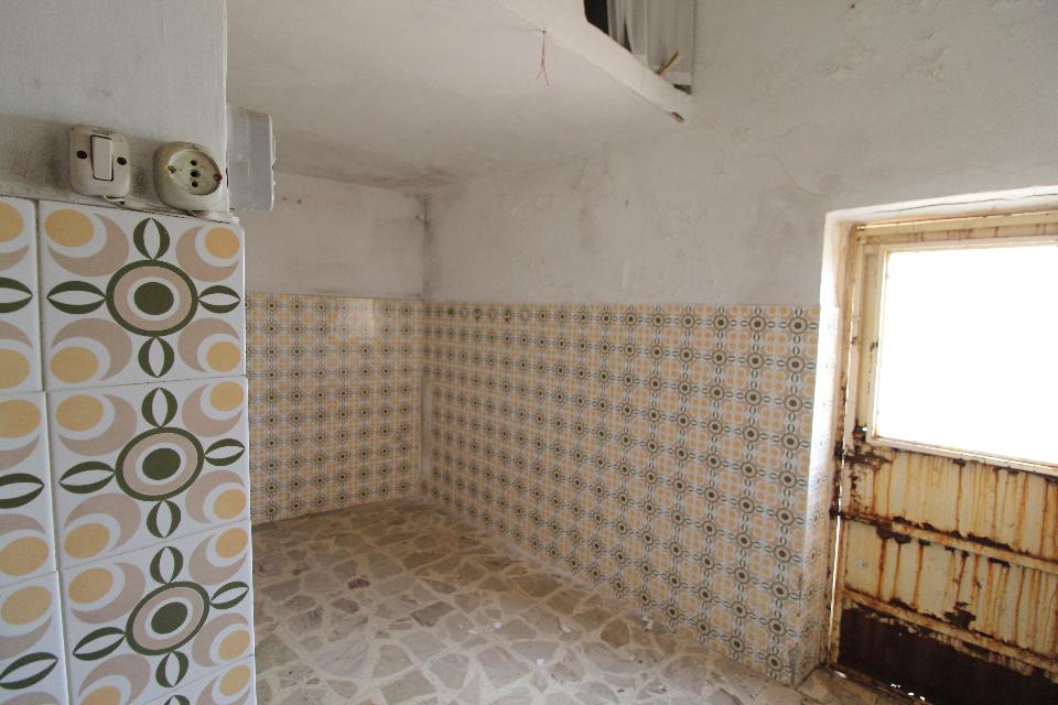 Casa singola in Vendita a Giuliana Centro Storico (Palermo)