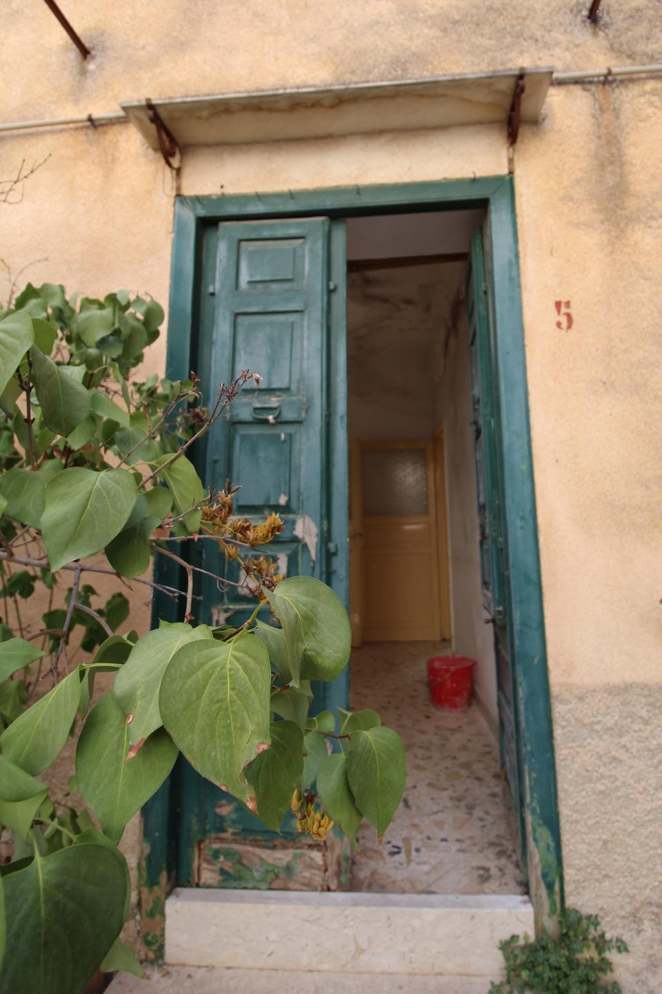Casa singola in Vendita a Giuliana Centro Storico (Palermo)