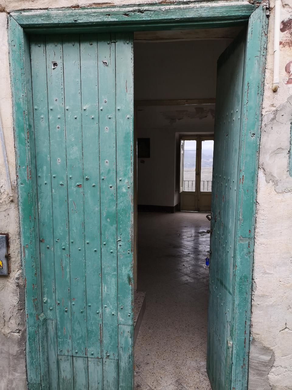Casa singola in Vendita a Giuliana Centro Storico (Palermo)