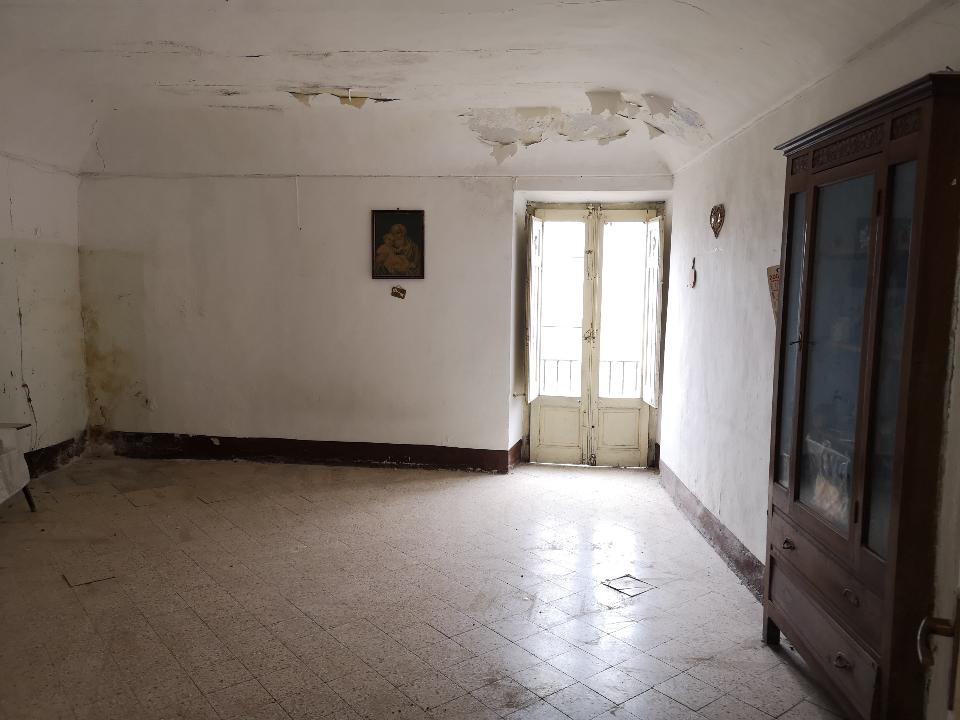 Casa singola in Vendita a Giuliana Centro Storico (Palermo)