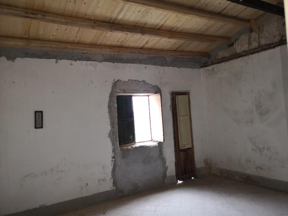 Casa singola in Vendita a Giuliana Centro Storico (Palermo)