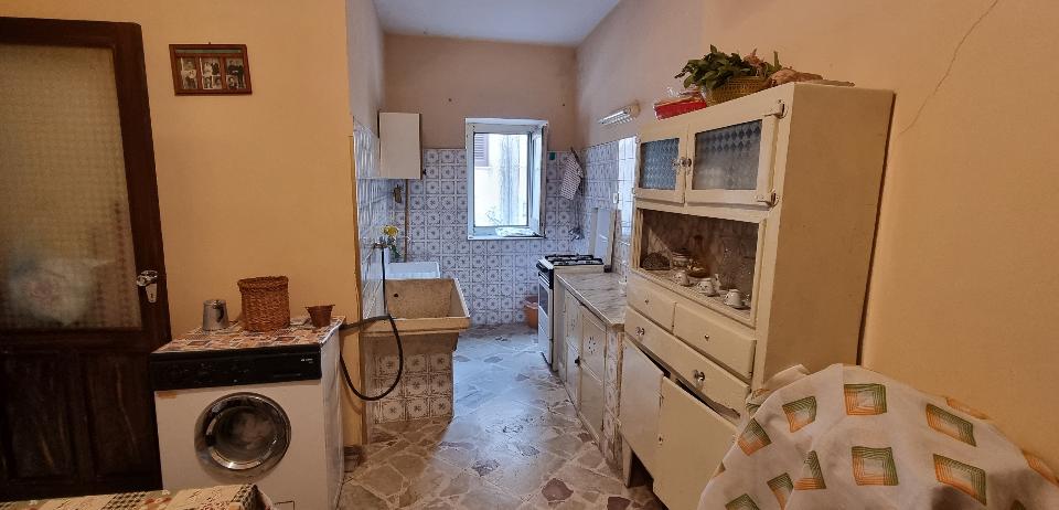 Casa singola in Vendita a Palazzo Adriano Centro storico (Palermo)