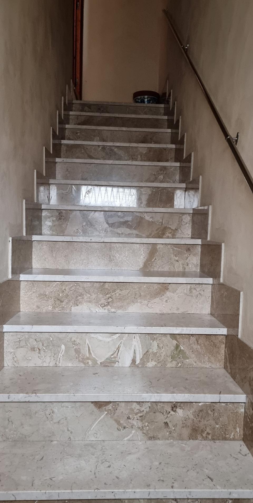 Casa singola in Vendita a Palazzo Adriano Centro storico (Palermo)